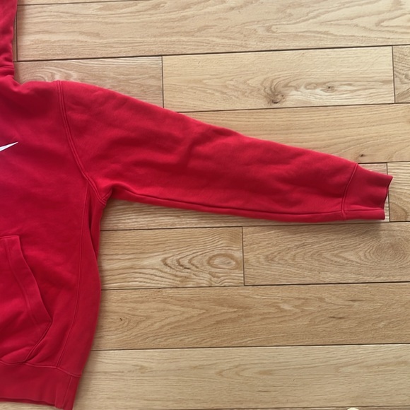 Red Nike Sweatshirt - Picture 7 of 13